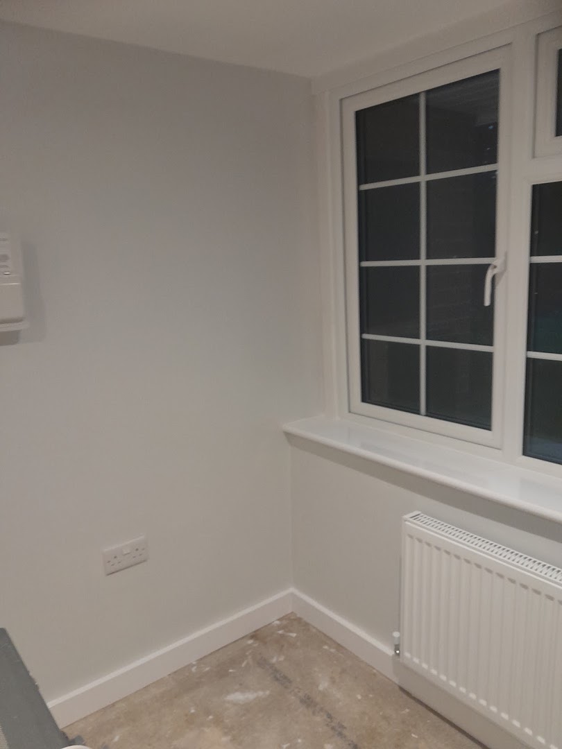 Great Sankey Painter Decorator Handyman — Photos 3